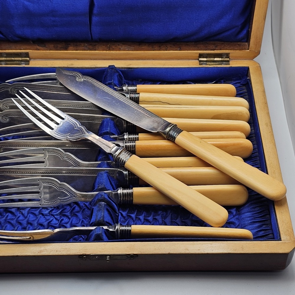 Antique Yellow Bakelite(?) Handle Silver Plate Fish Knife Fork 10 Set In Box